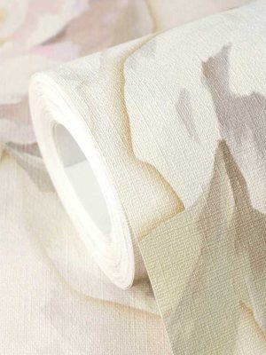 krem cvetna tapeta za zid