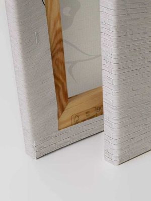 bela canvas slika odmah dostupno