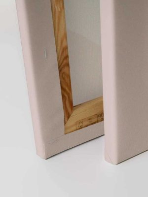 siva apstraktna canvas slika za zid